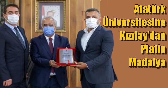 Kızılay’dan Atatürk Üniversitesine platin madalya